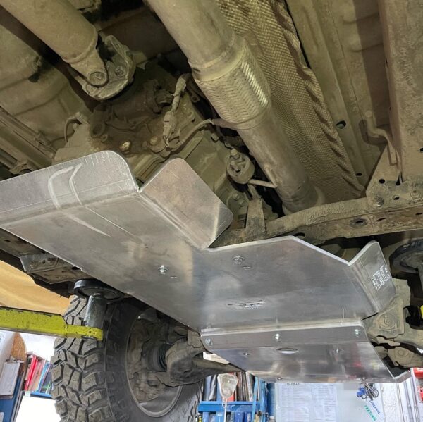 Hilux MK 6 and 7 Transmission Bash Plate - Image 2